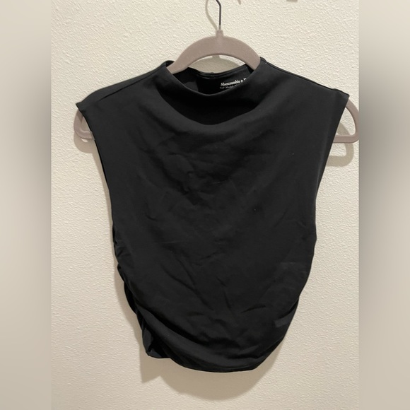 Abercrombie Ruched Shell Top - Picture 2 of 4